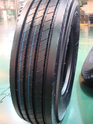 279mm Ban Tubeless Truck Bus 11r22.5 Highway Truck Drive Tires