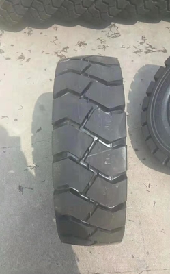 Ban forklift industri