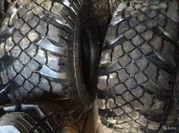 325-95R21 Ban kendaraan militer