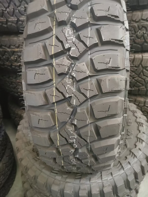 325-95R21 Ban kendaraan militer