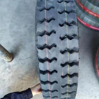 1200R20 HEAVY DUTY TRUCK TIRE